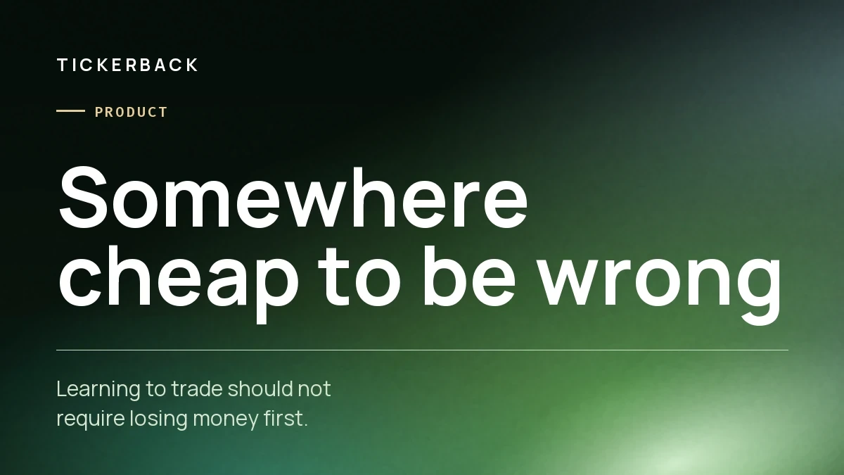 Portada del artículo sobre fondo verde con la marca Tickerback, la sección Producto y el rótulo «Somewhere cheap to be wrong».